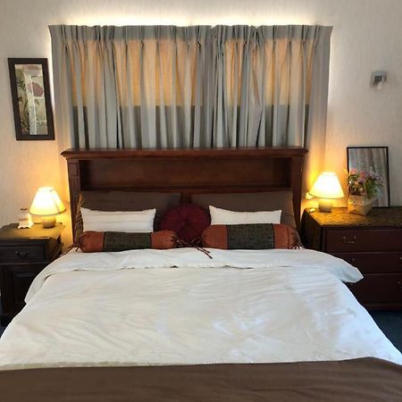 A Cozy Room With It'S Own Privacy Upper Hutt Extérieur photo