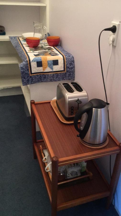 A Cozy Room With It'S Own Privacy Upper Hutt Extérieur photo